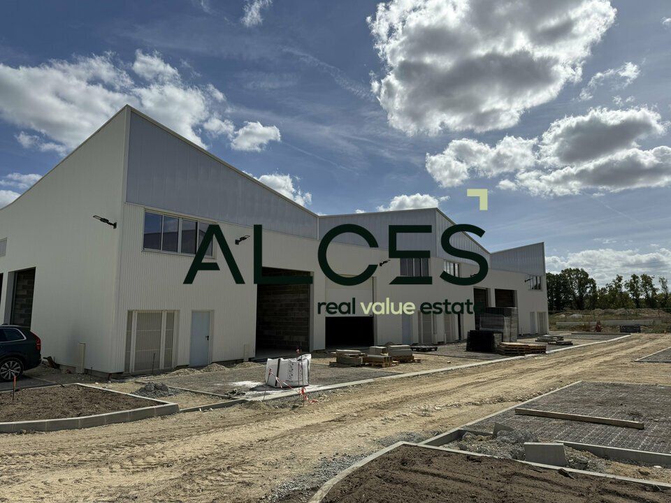 CELLULES D'ACTIVITÉ À VENDRE A10