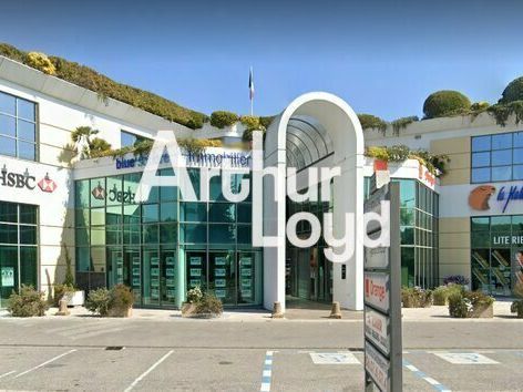 Location local commercial 335 m² non divisibles