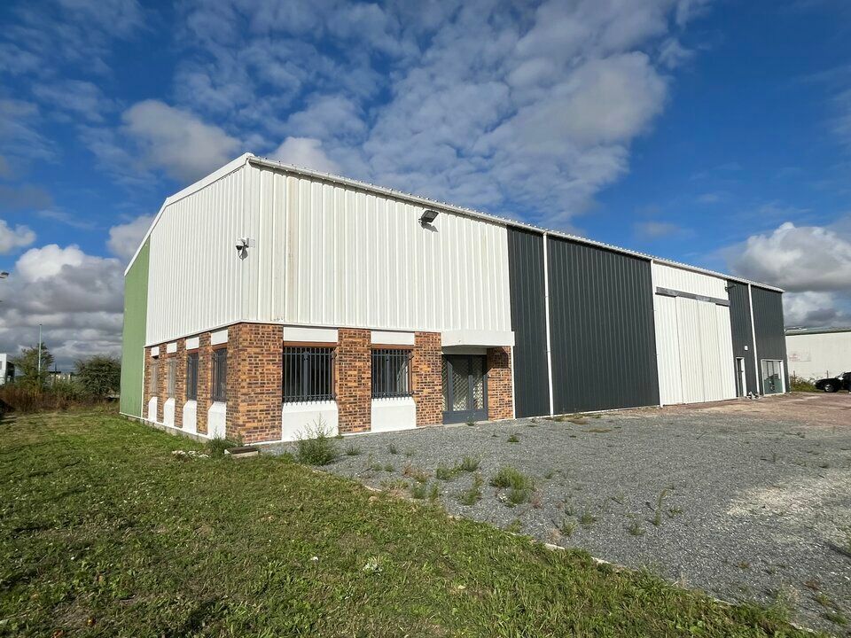 Location local d''activites 760 m² non divisibles