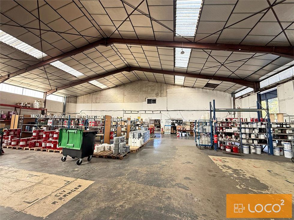 Location local 1443.00 m² à TOULOUSE