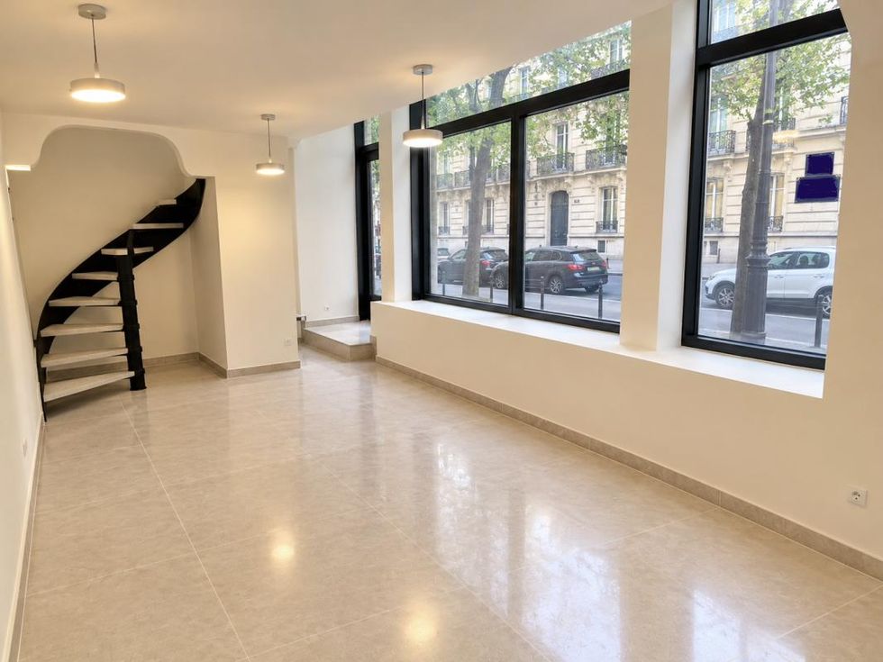 Location local commercial 30 m² non divisibles