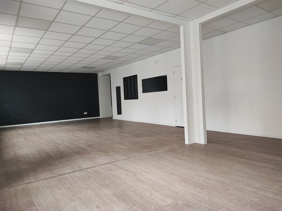a vendre - quartier saint martial - local commercial 170 m²