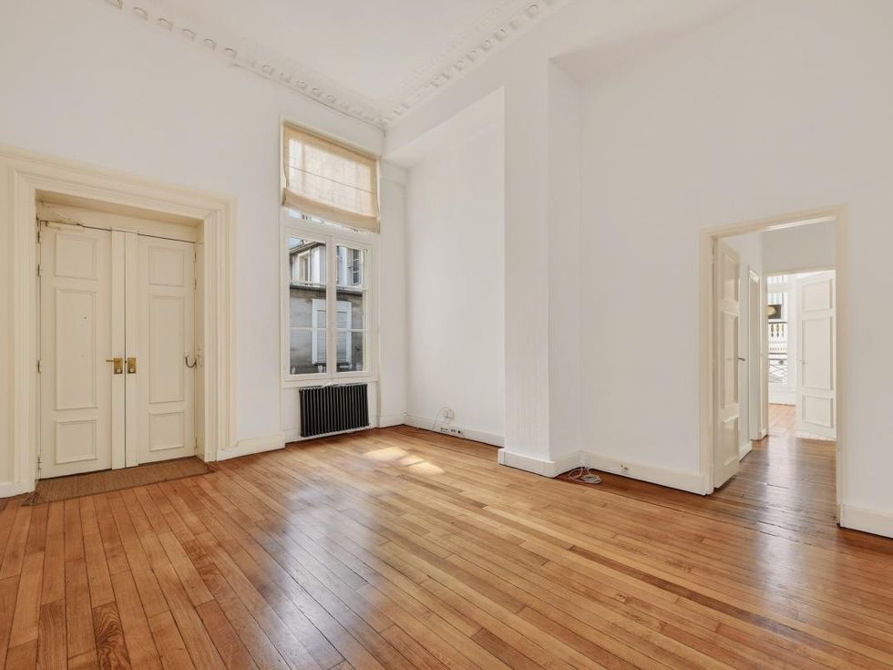 Location bureaux 196 m² non divisibles