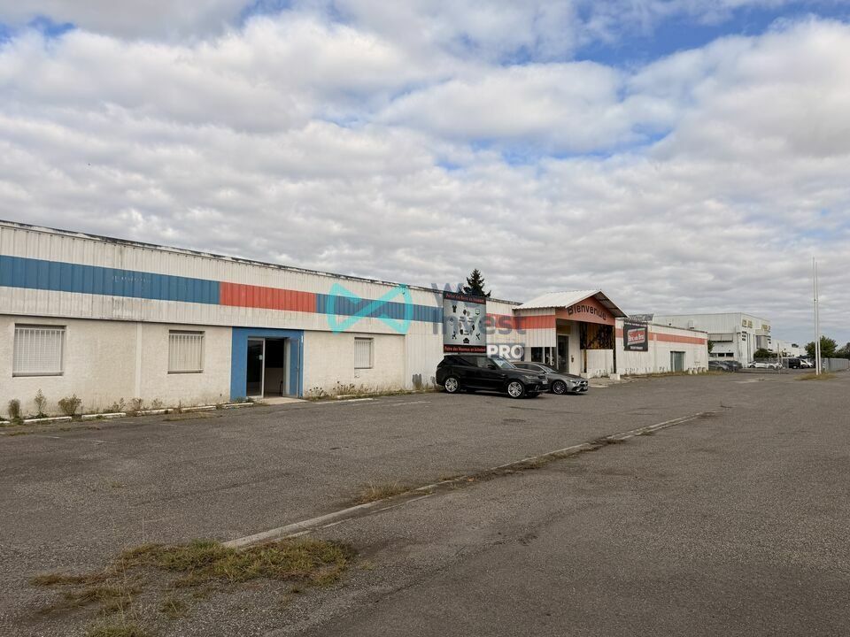 Vente local commercial 1268 m² non divisibles