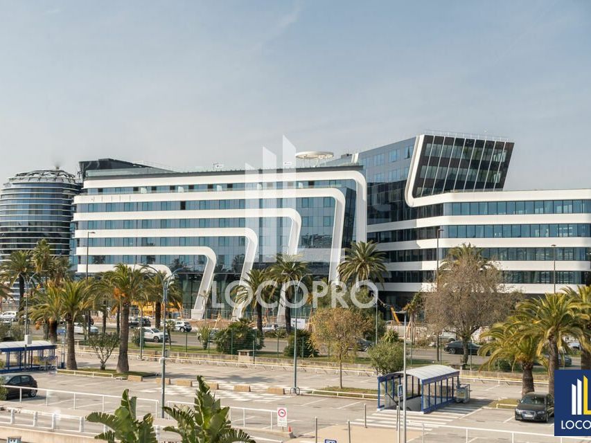 A LOUER - BUREAUX - 662 M2 - NICE ARENAS