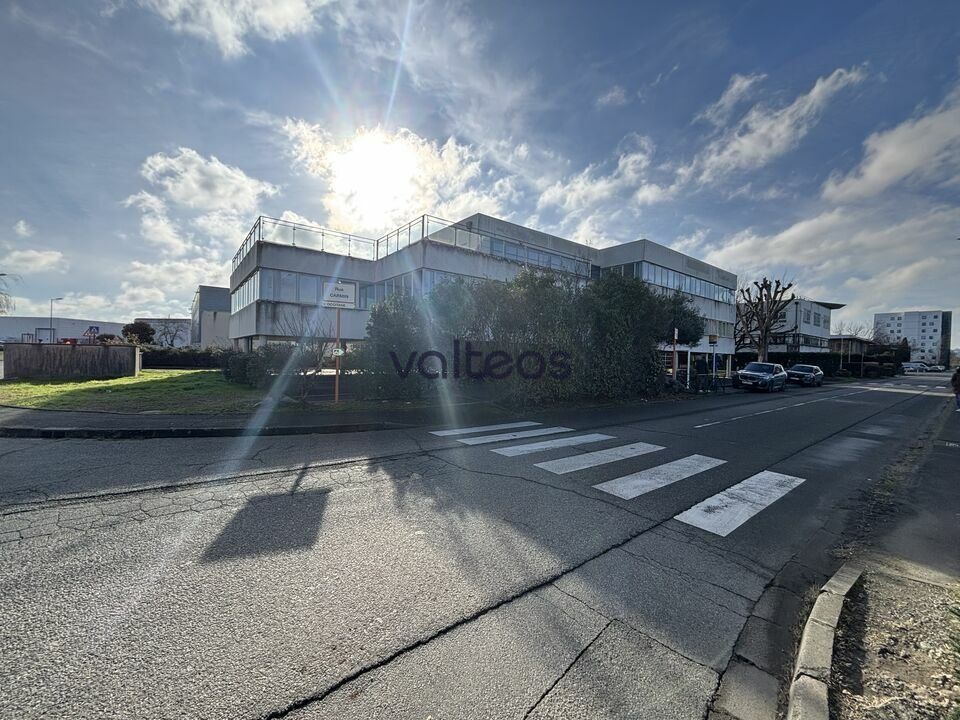 Vente bureaux 790.3 m² non divisibles