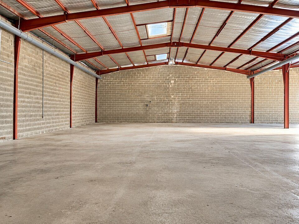 Location local d''activites 510 m² non divisibles