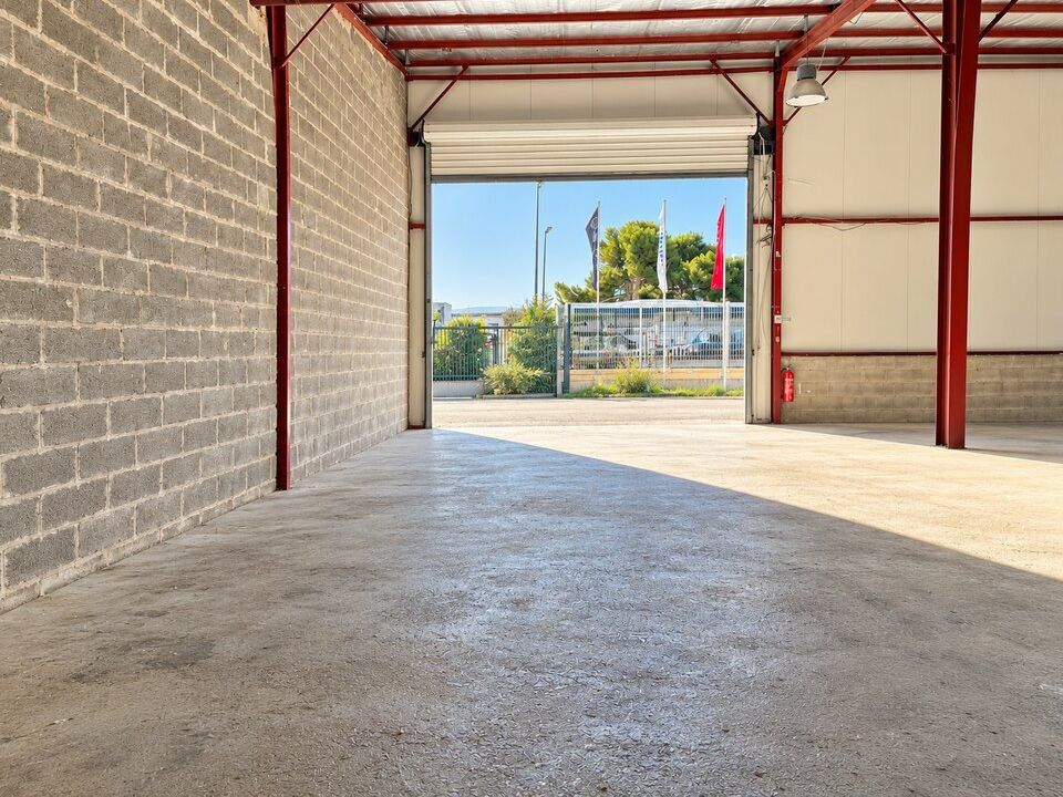 LOCATION ENTREPÔT 510m2 VITROLLES