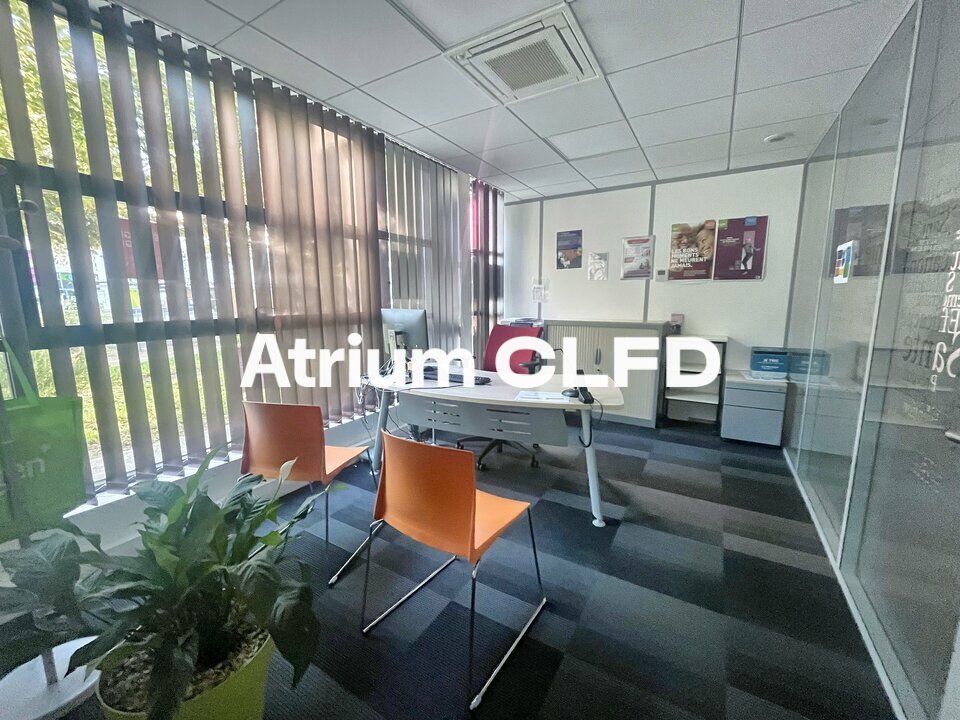 Location bureaux 739 m² non divisibles