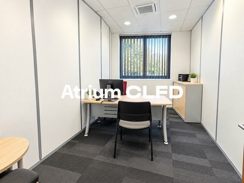 A LOUER BUREAUX ~740 M² EN CENTRE-VILLE