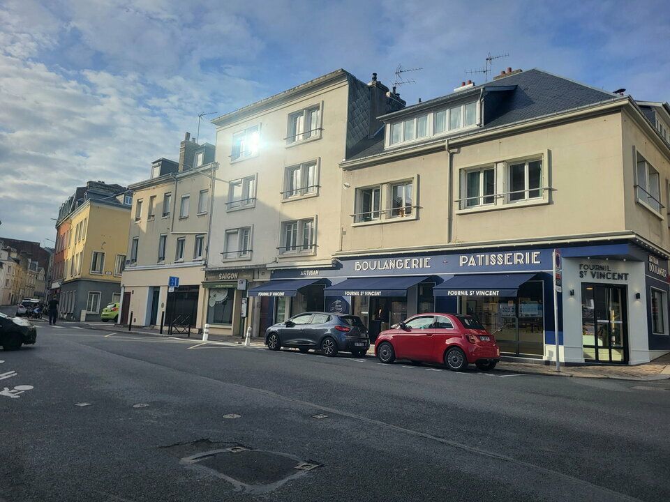 Vente local commercial 120 m² non divisibles