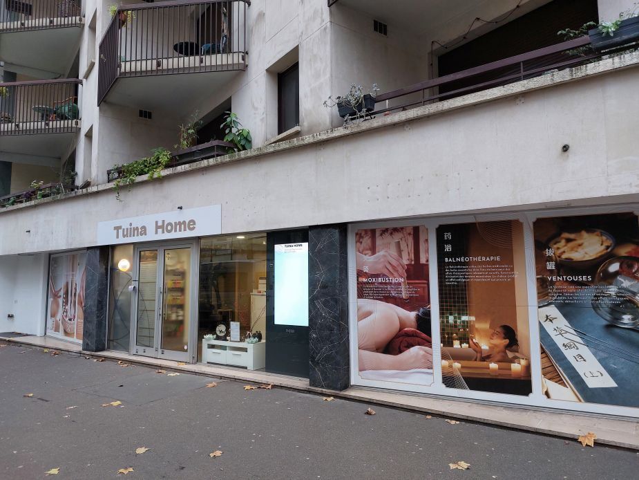 Vente local commercial 138 m² à Paris