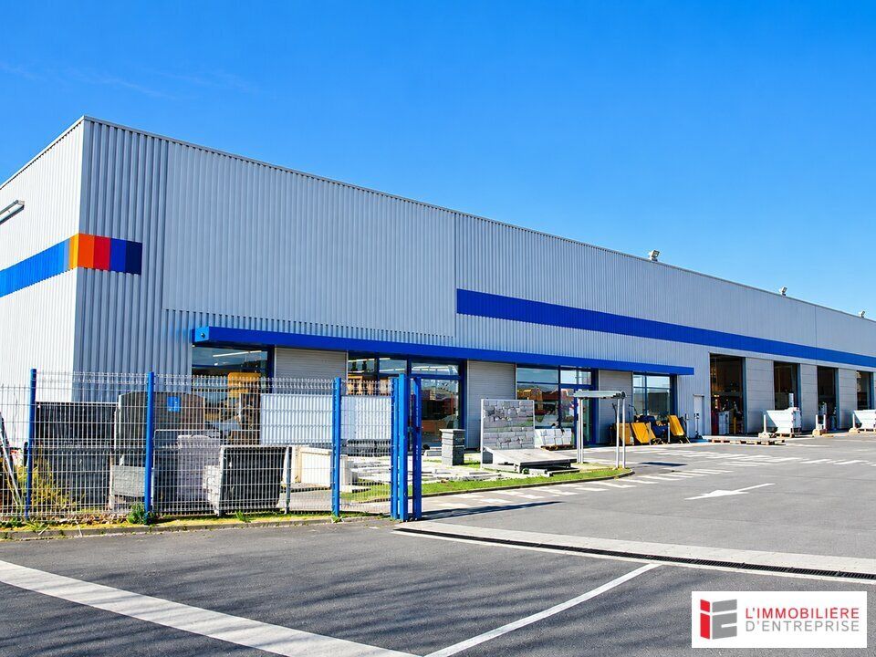 Vente local d''activites 460 m² non divisibles