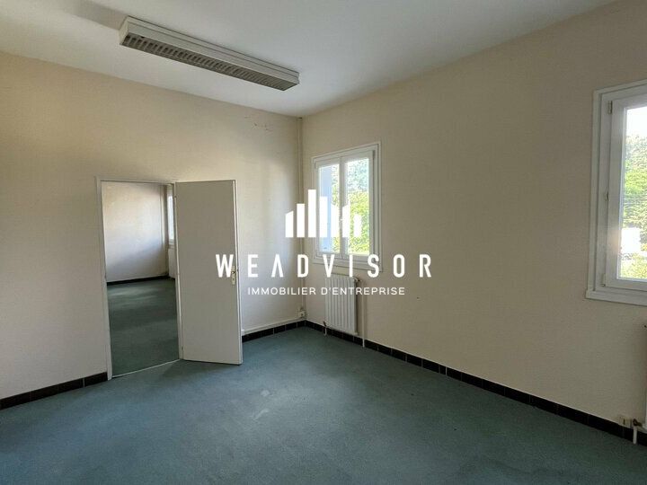 Location bureaux 15 m² non divisibles