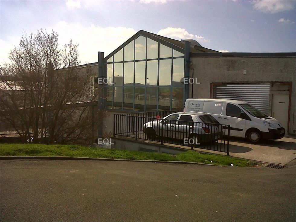 Vente Local d'activités 282.0 m² non divisibles