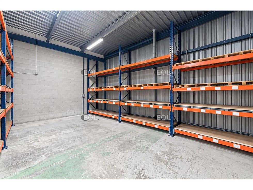 Local d'activités de 200 m² à louer à St-Fargeau-Ponthierry (77)