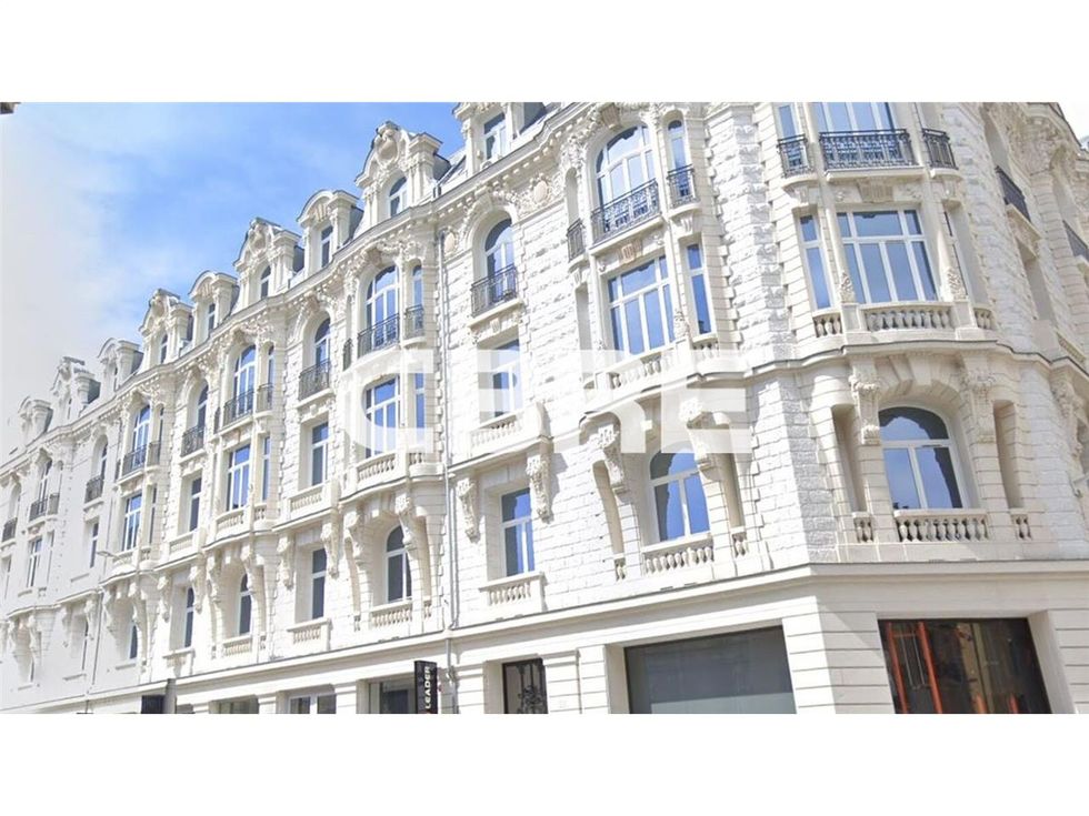 CBRE vous propose une sous-location de bureaux d'