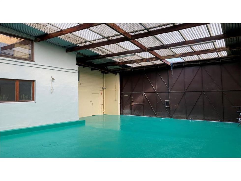 CBRE vous propose à la vente un bâtiment indépend