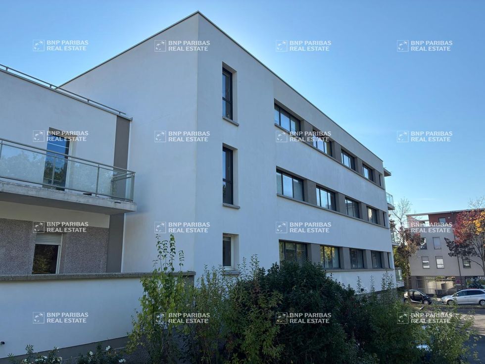 164.65 m² pour ce bureaux en location à Rennes