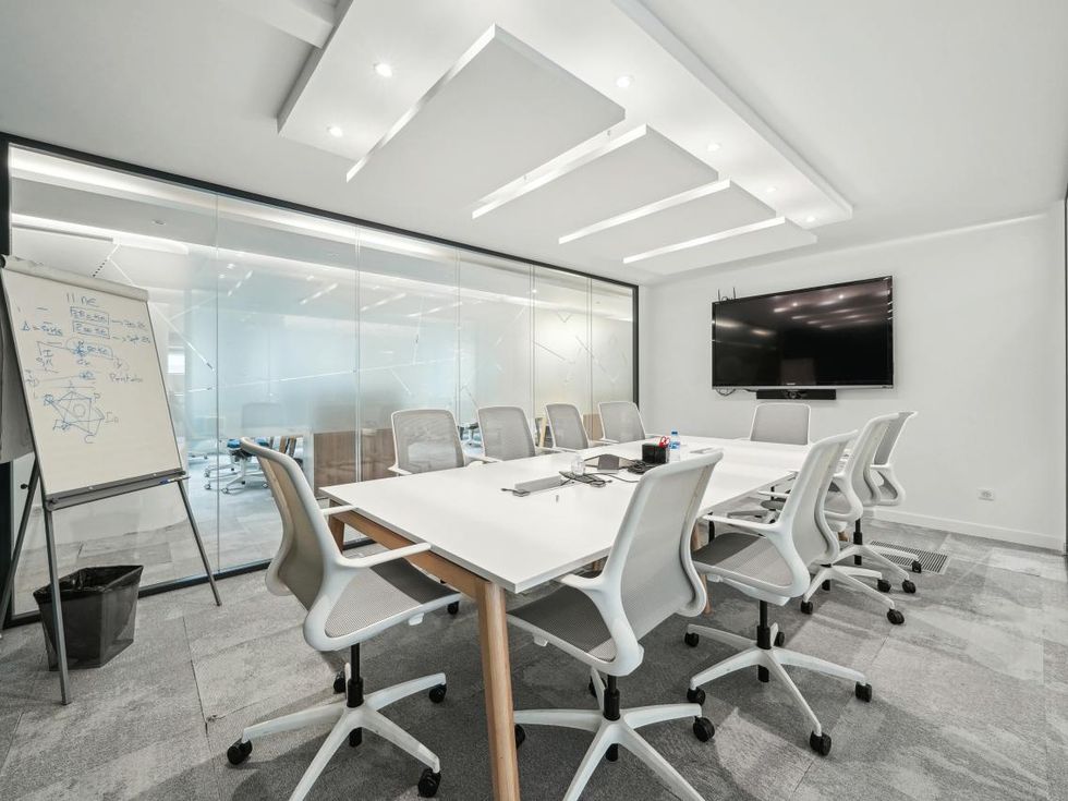 980 m² pour ce bureaux en location à Issy-les-moulineaux