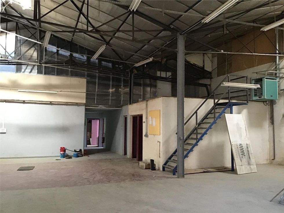À LOUER : Local d'activité de 520 m² dans un parc