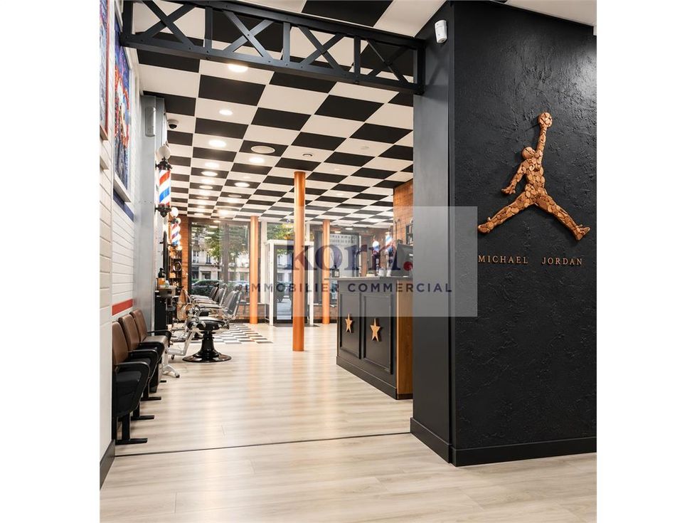 Commerce à louer de 87m² quartier Voltaire / Roquette