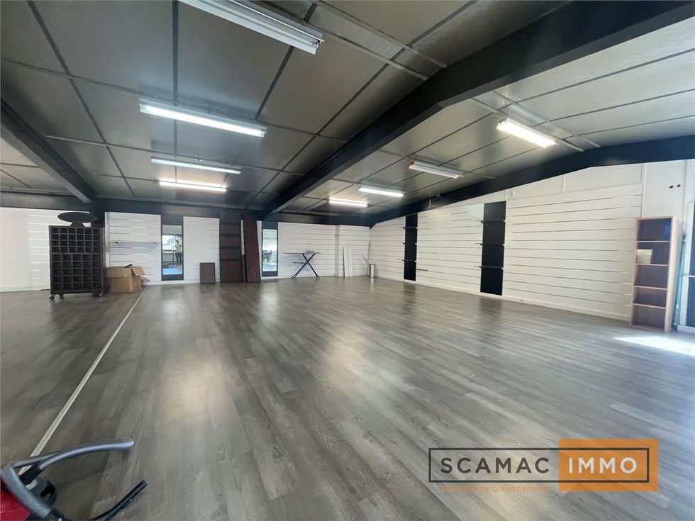 Bureau de 250m²