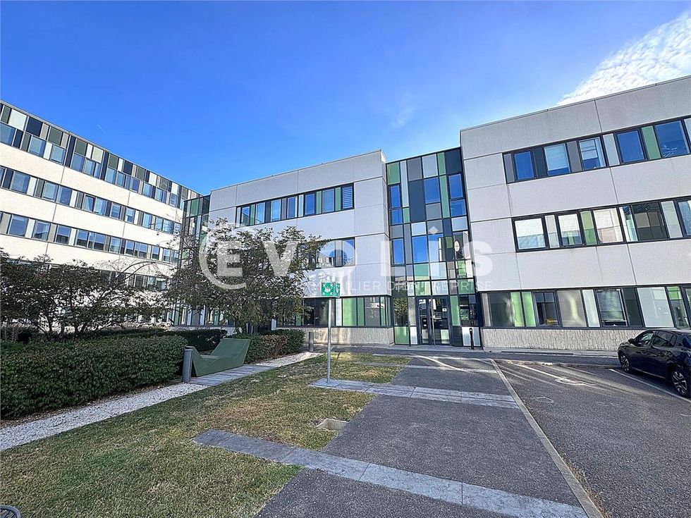 EVOLIS vous propose une plateau de bureaux de 220