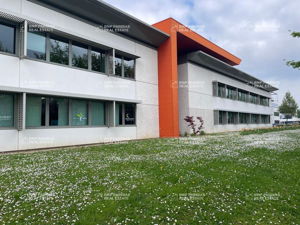 1097.74 m² pour ce bureaux en location à Schiltigheim