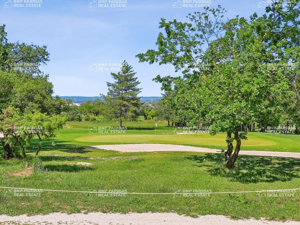 Location Bureaux 378.08 m² non divisibles 13290 Aix-en-provence