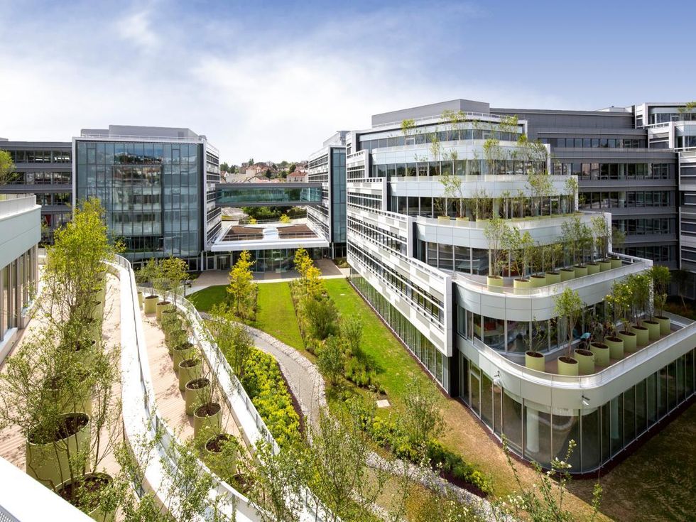 Location Bureaux 47013 m² non divisibles 94250 Gentilly