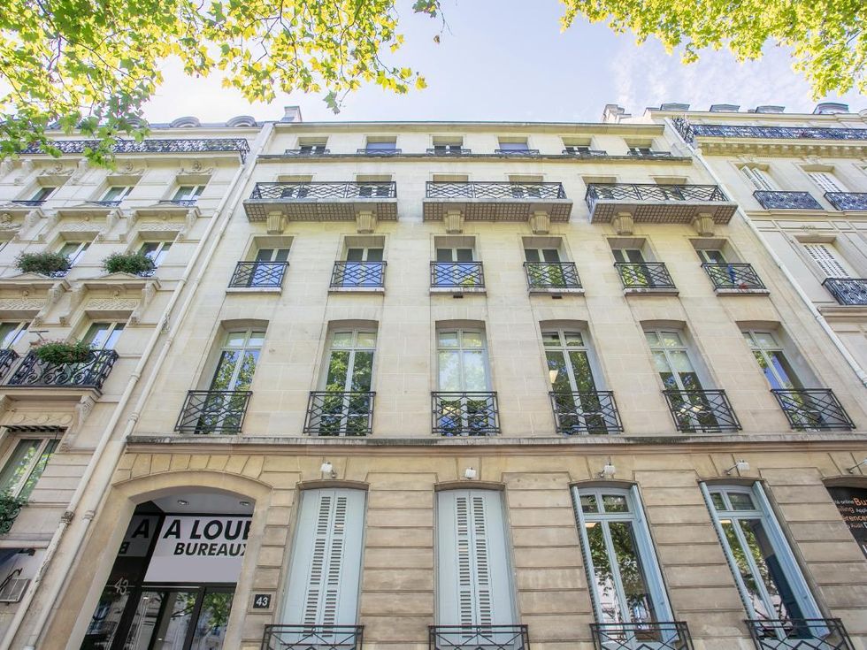 Location Bureaux 584 m² divisibles 75116 Paris