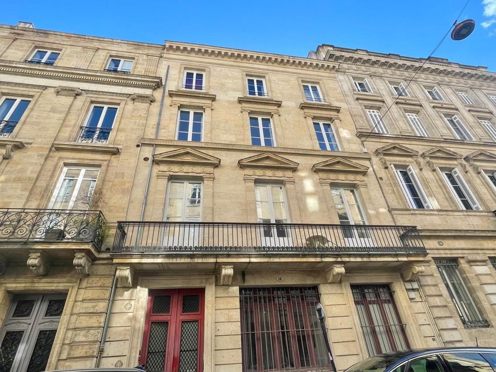 Location Bureaux 83 m² non divisibles 33000 Bordeaux