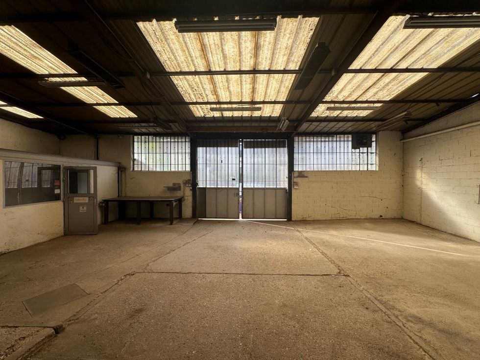 Vente Activité 230 m² non divisibles 78500 Sartrouville