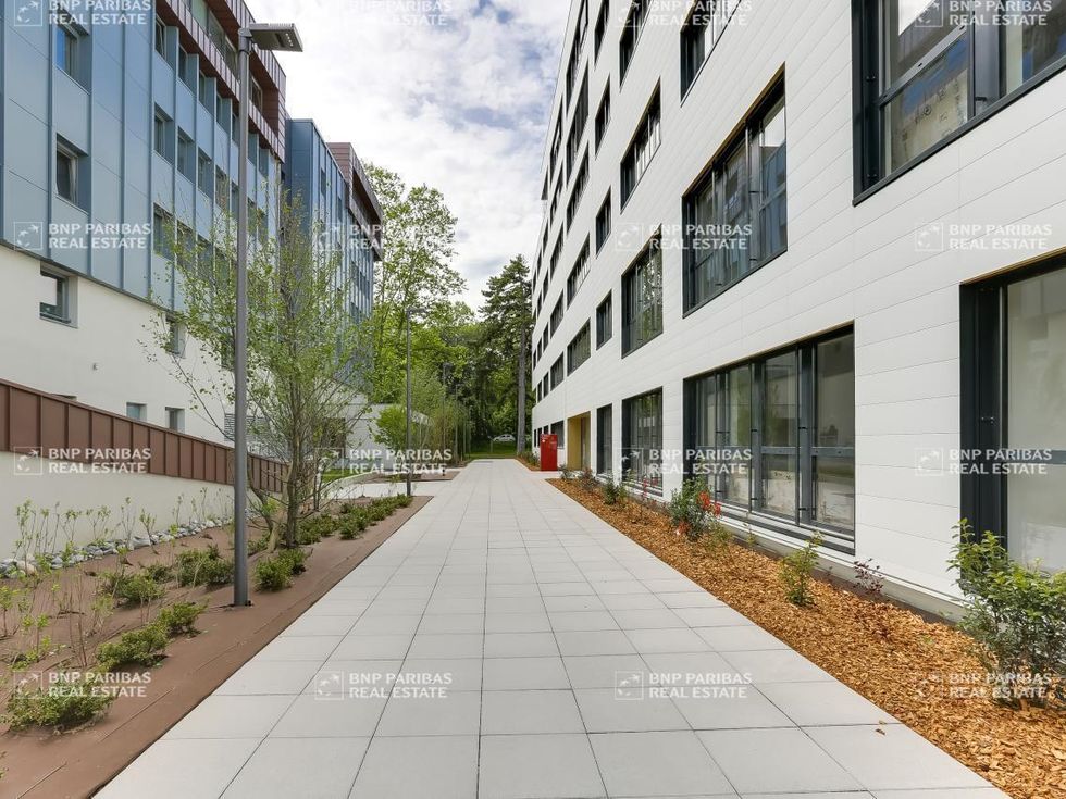 Vente Bureaux 392 m² non divisibles 73000 Chambéry
