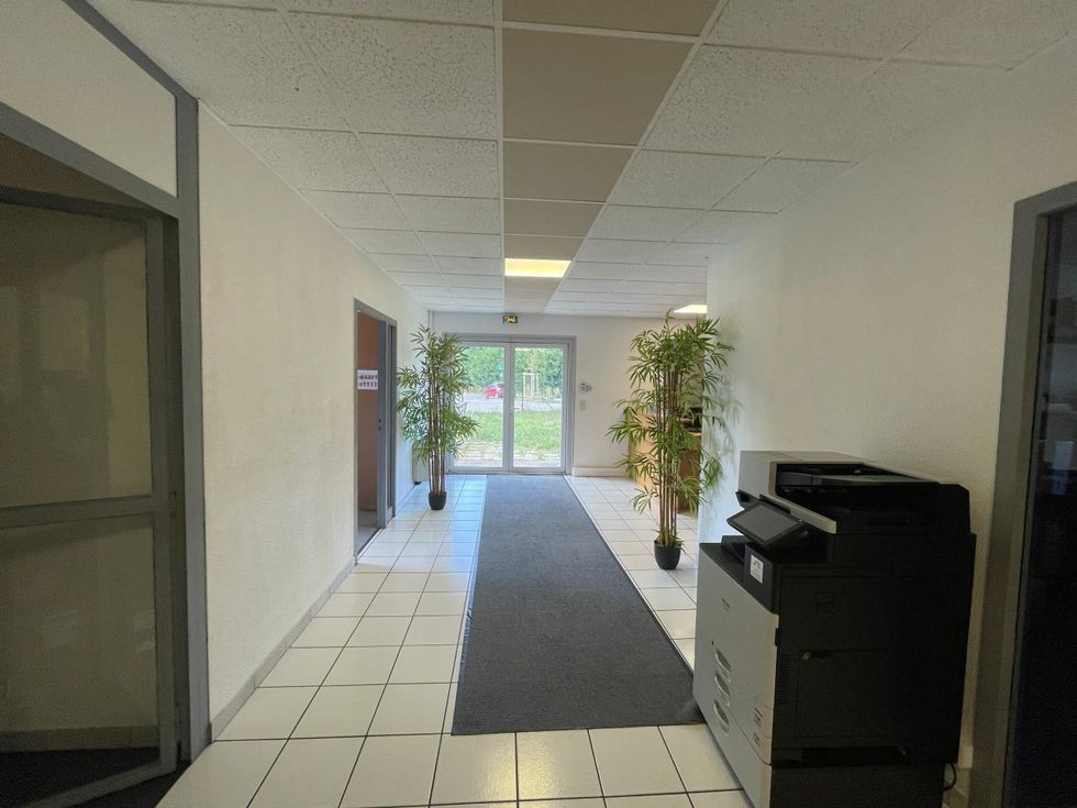 151 m² pour ce bureaux en location à Seyssins