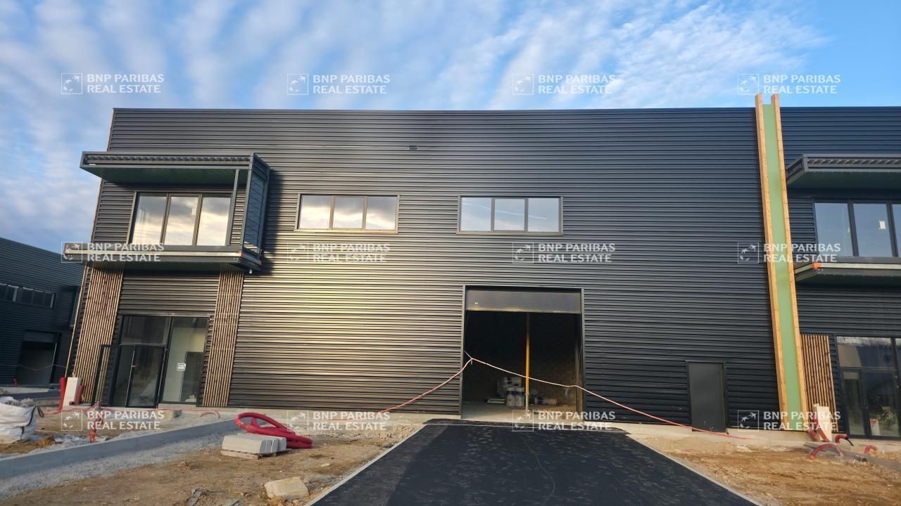 Location PME-PMI 5396.93 m² divisibles 94510 La queue-en-brie