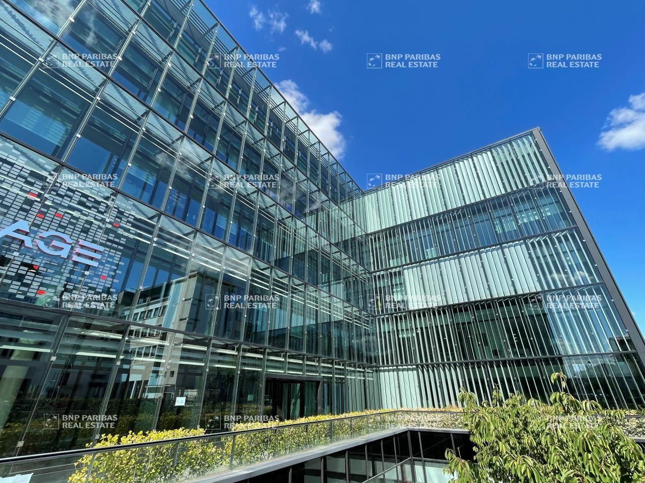 Location Bureaux 4192 m² divisibles 69100 Villeurbanne