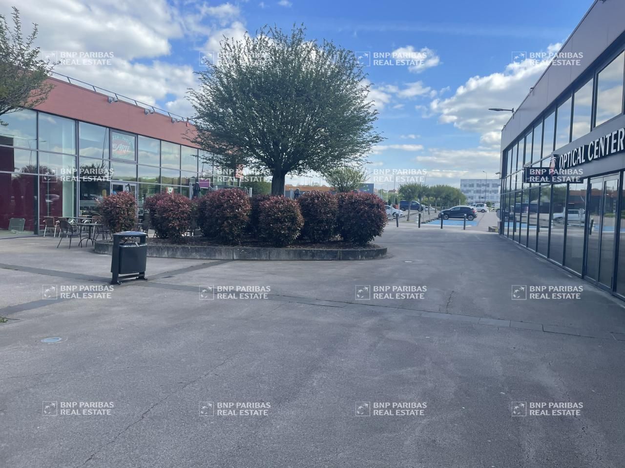 5014 m² pour ce activité en location à Metz