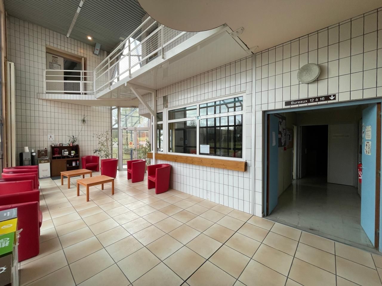 1400 m² pour ce bureaux en vente à Dieppe