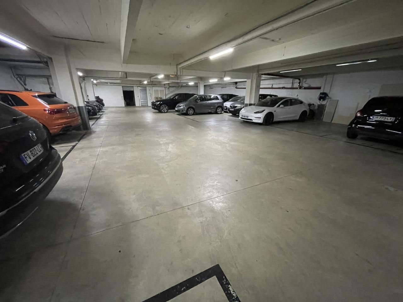 Vente PME-PMI 903.12 m² non divisibles 75016 Paris