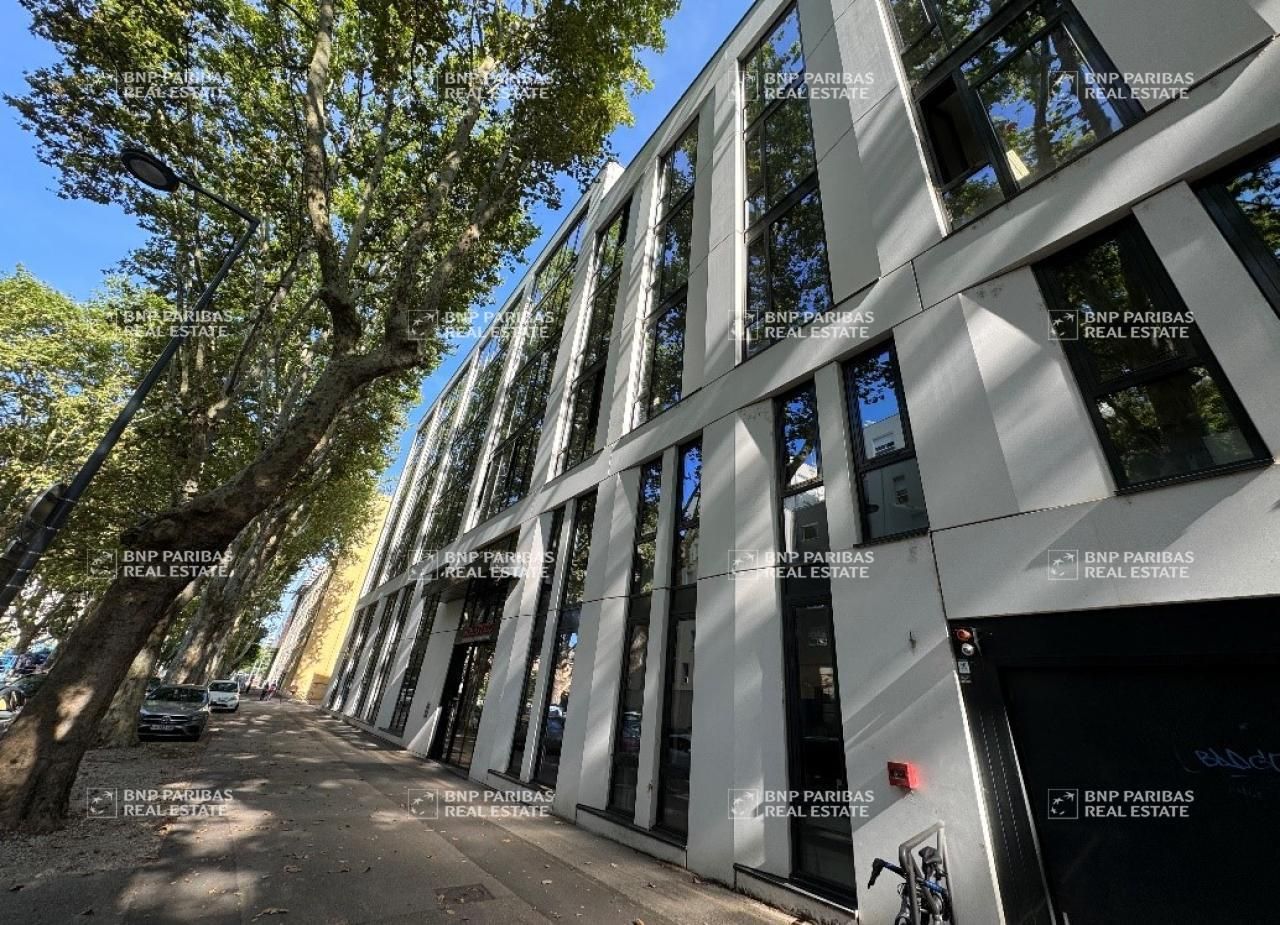5081 m² pour ce bureaux en location à Villeurbanne