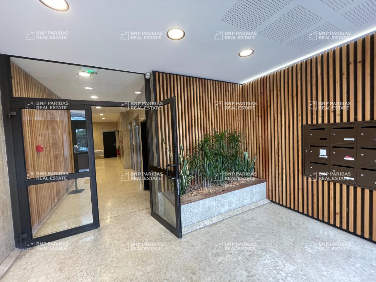 951 m² pour ce bureaux en location à Toulouse