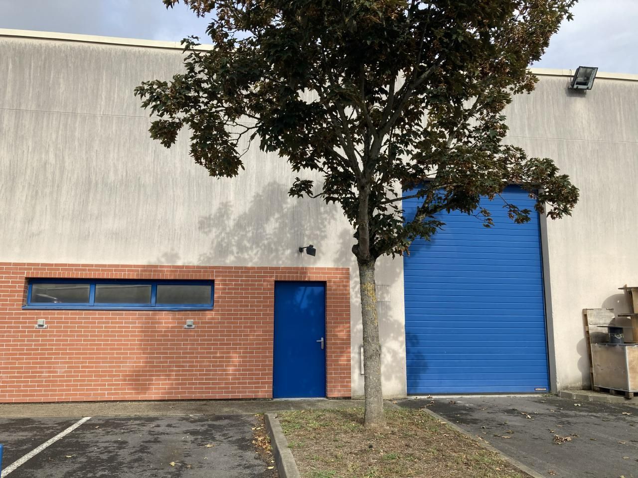 997 m² pour ce pme-pmi en location à Lieusaint