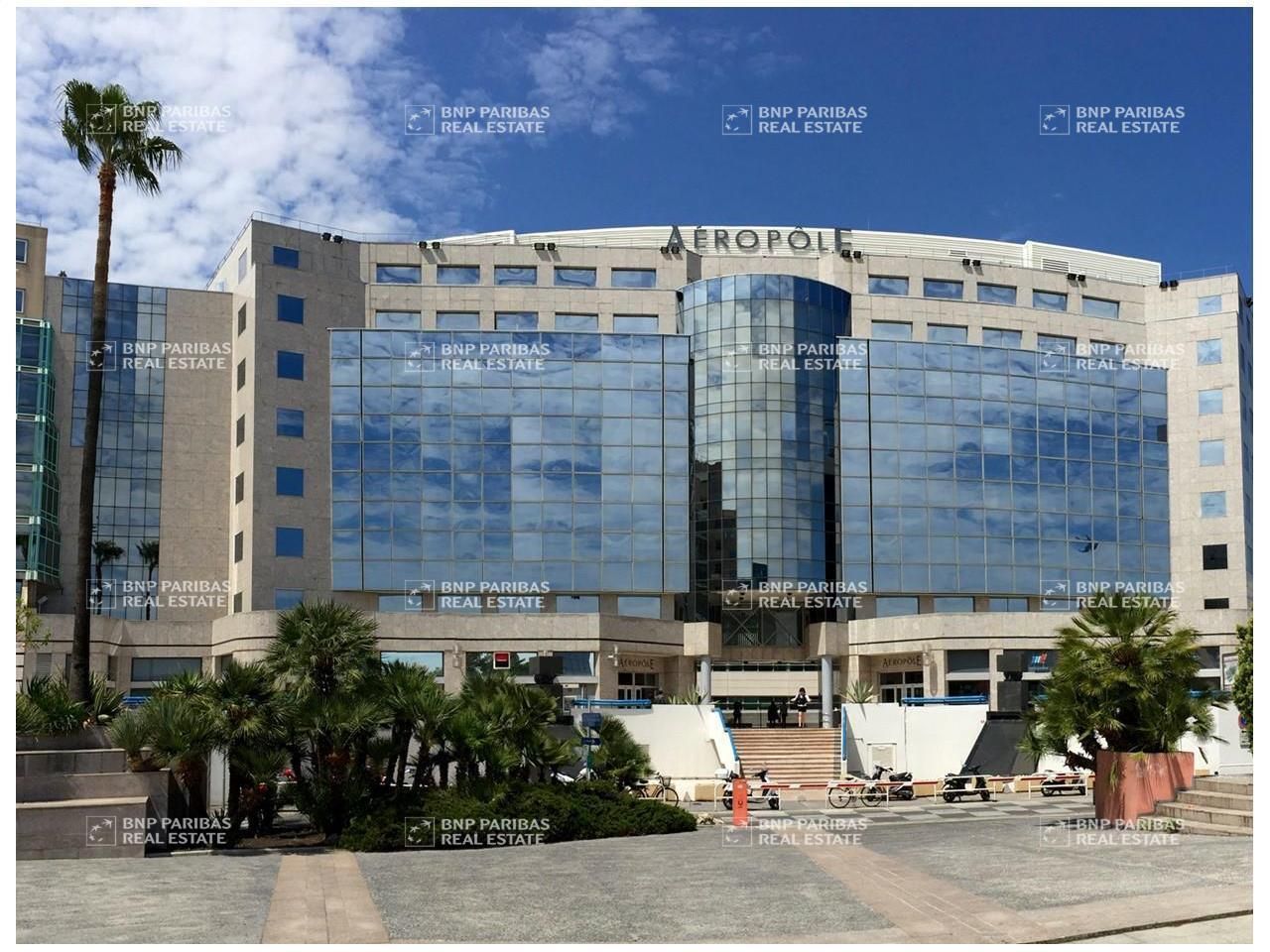 Location Bureaux 986 m² divisibles 06200 Nice