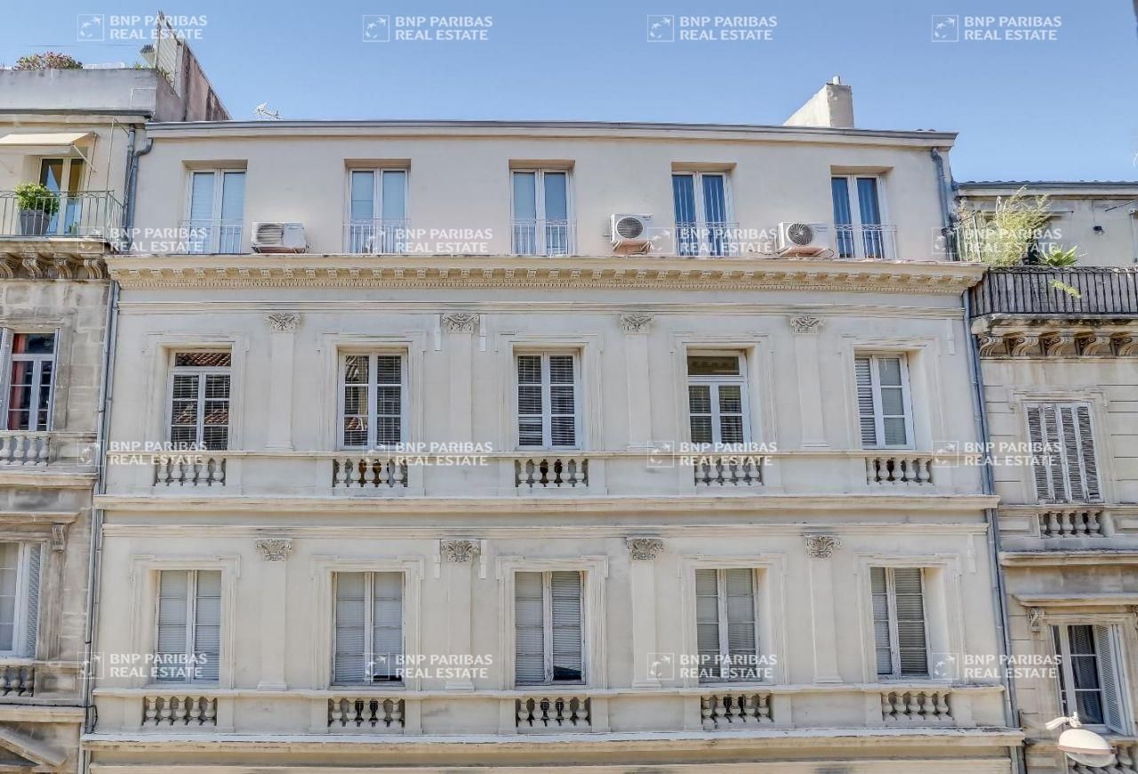 Location Bureaux 1555 m² non divisibles 13006 Marseille 06