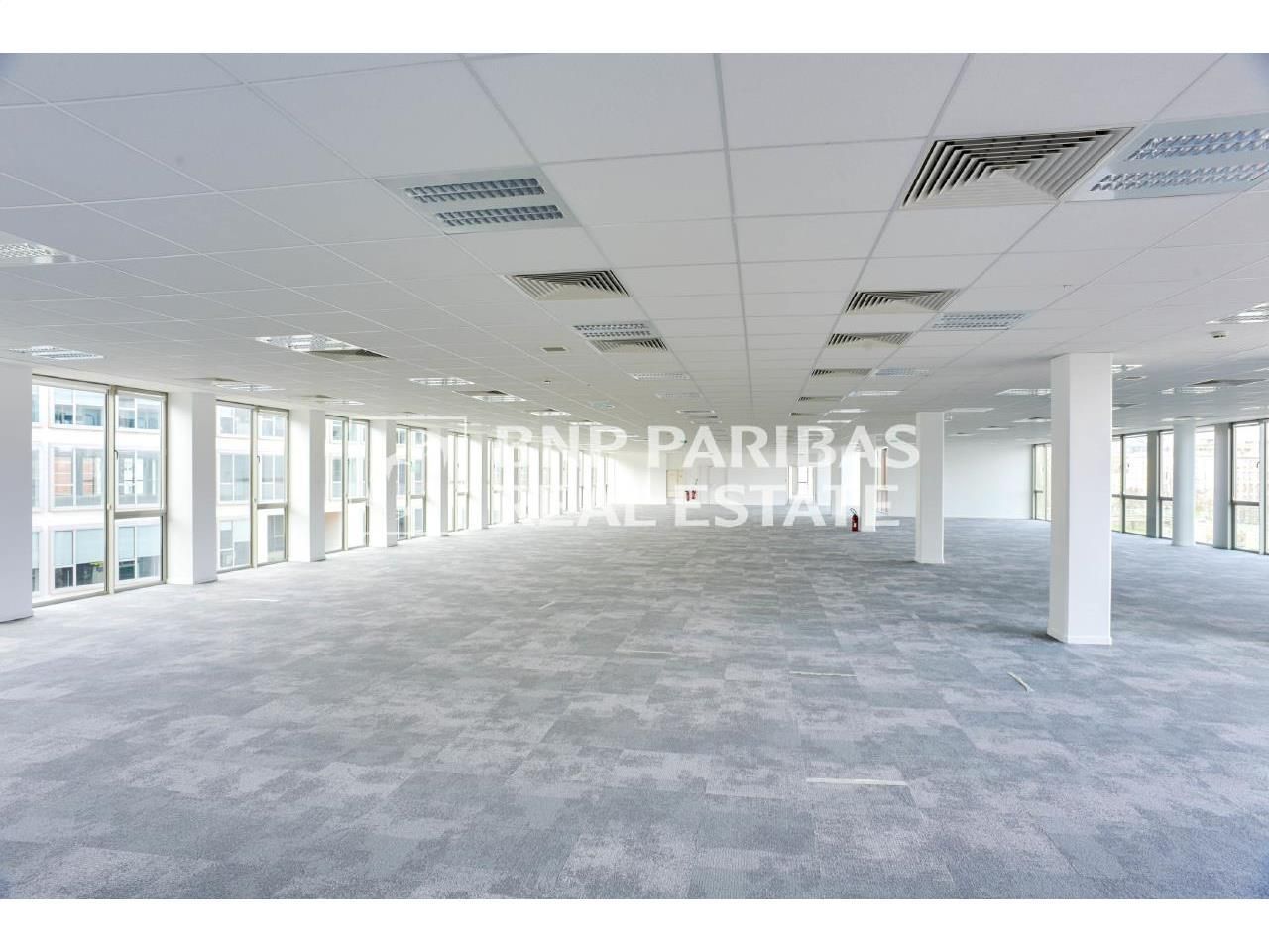 Location bureaux à Saint-denis 93200