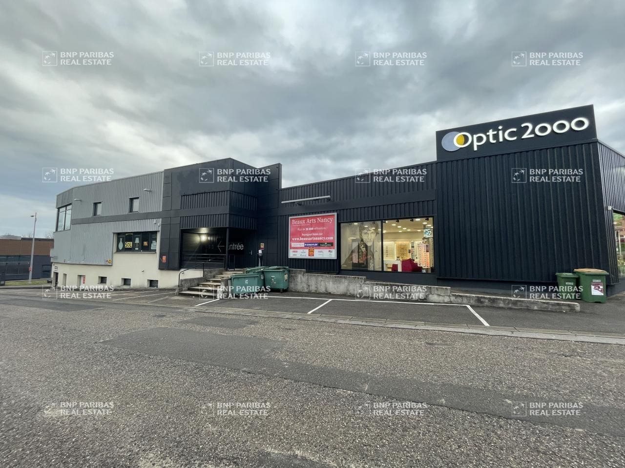 Location Local commercial 1360 m² divisibles 54180 Heillecourt