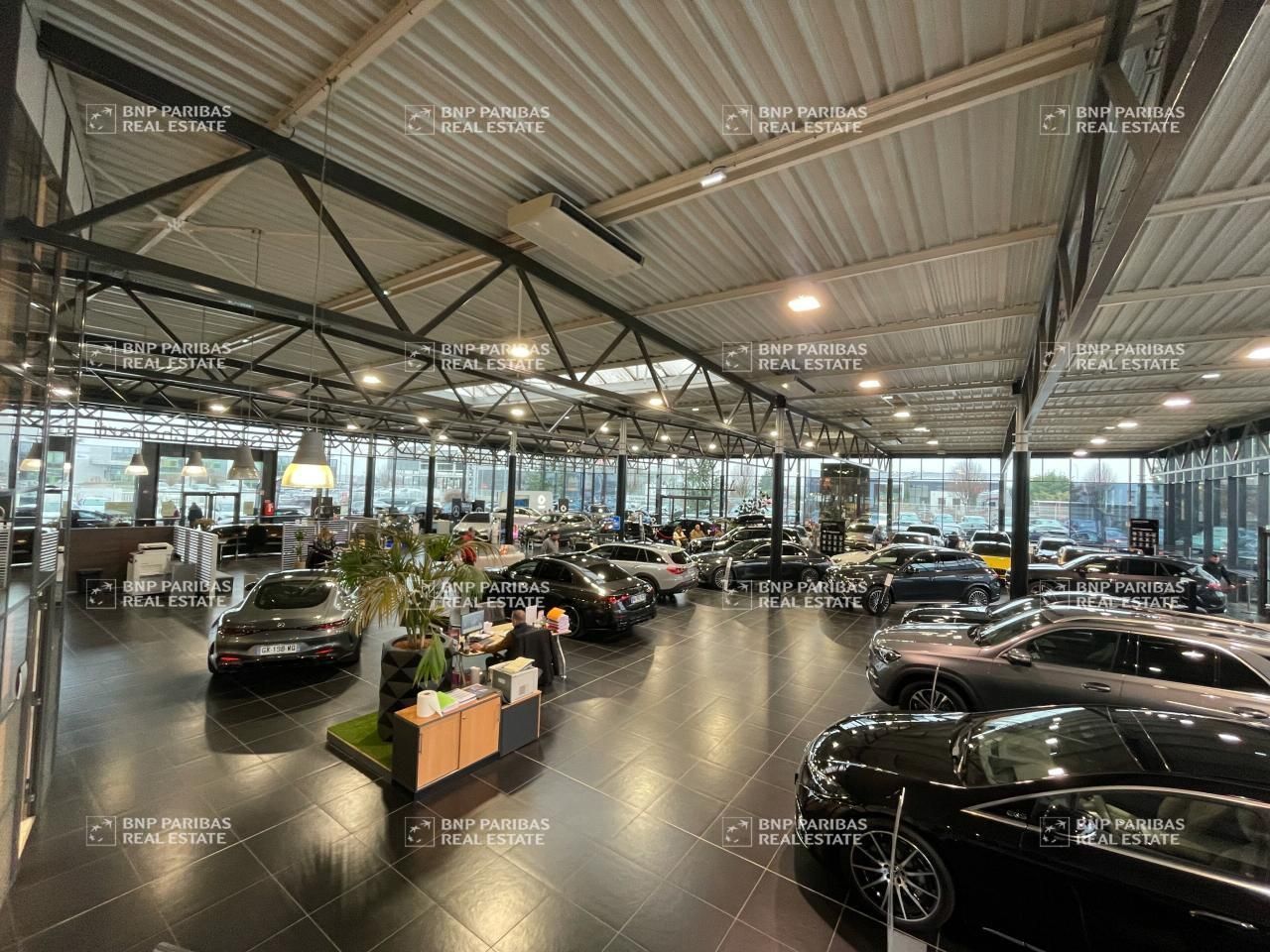 Vente Activité 3989.2 m² non divisibles 21300 Chenôve