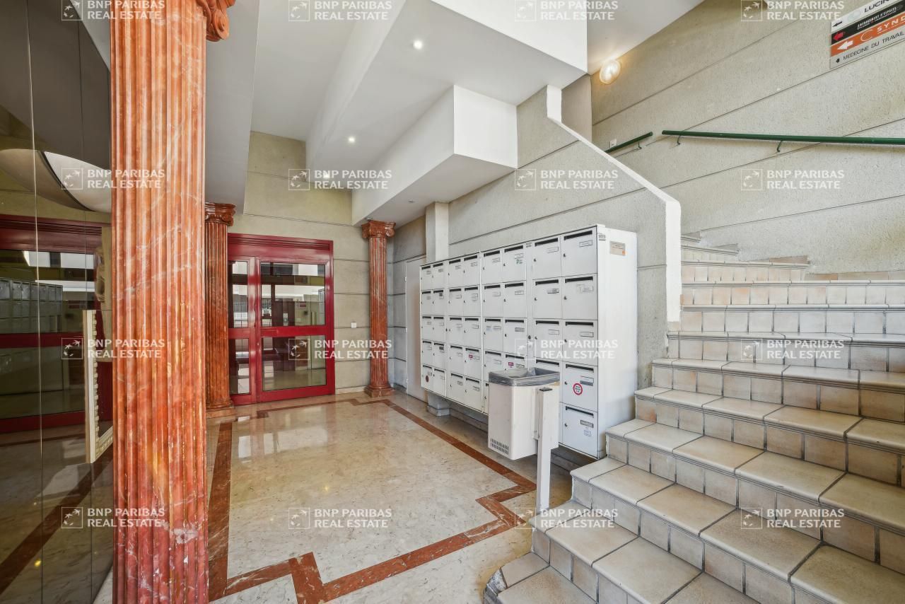 150 m² pour ce bureaux en location à Saint-laurent-du-var